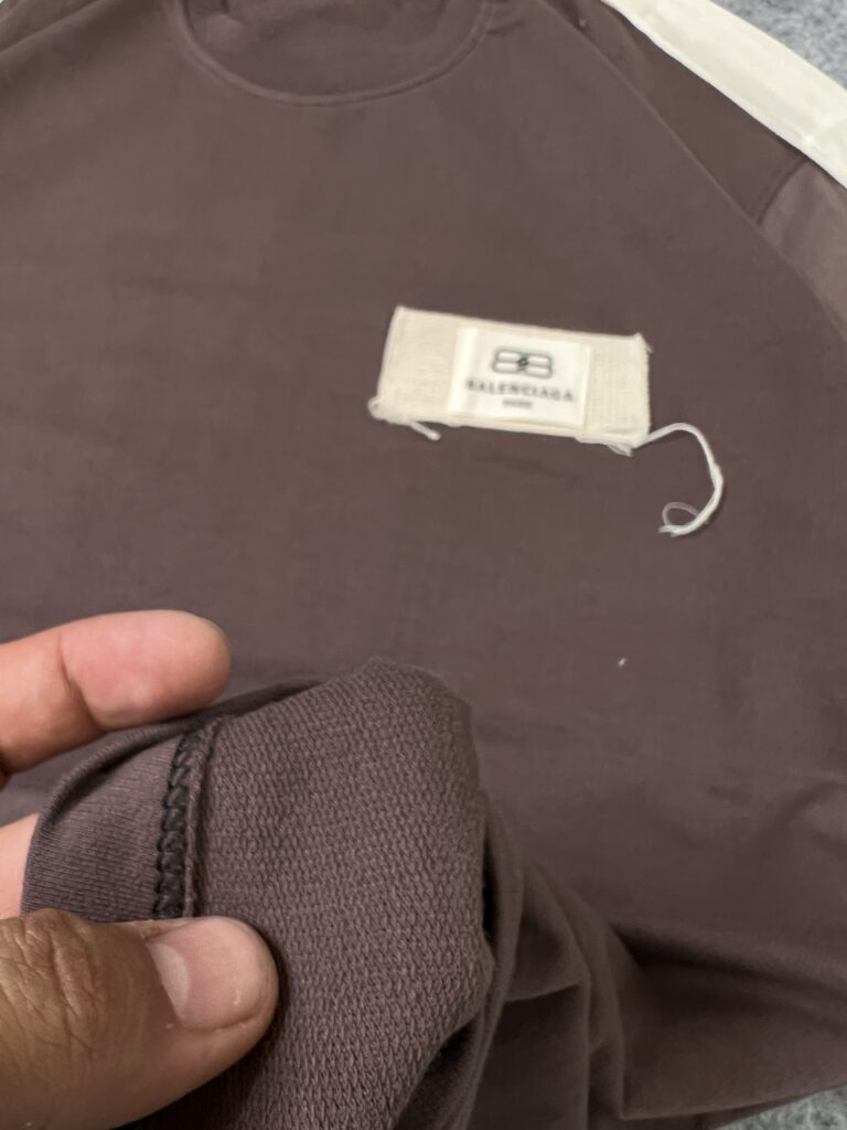 پک 4 تایی تیشرت سر شانه کنفی بالنسیاگا(موکا)650/000